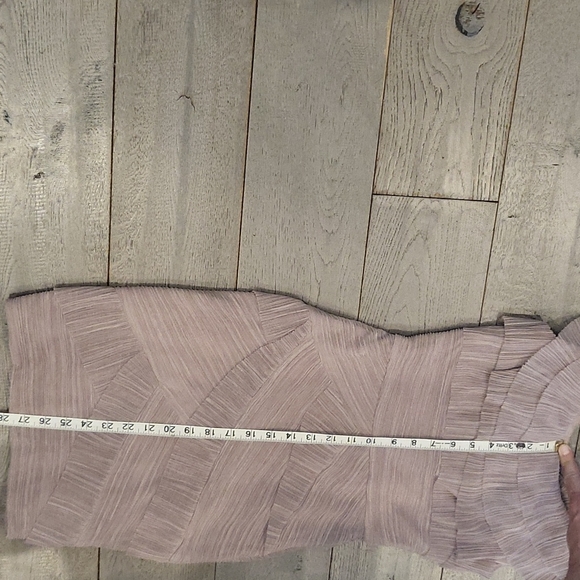 BCBG Max Azria crepe bandage-style dress - Picture 9 of 9